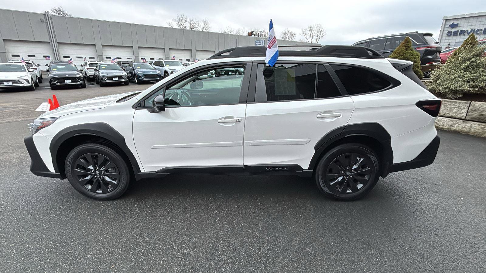 Certified 2024 Subaru Outback Onyx Edition AWD/4WD image 4