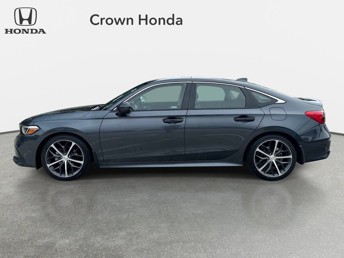 Used 2024 Honda Civic Touring image 2
