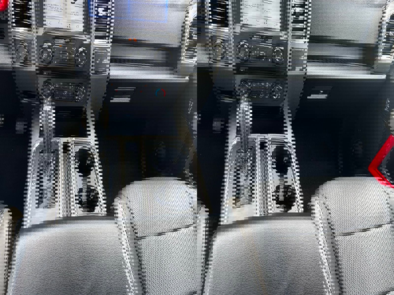 Used 2018 Ford F150 Raptor w/ Equipment Group 801A Mid image 35