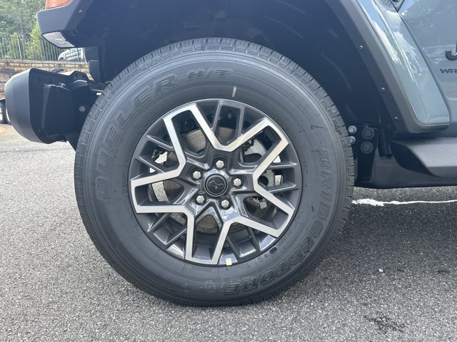 New 2026 Jeep Wrangler Unlimited Sahara AWD/4WD image 11
