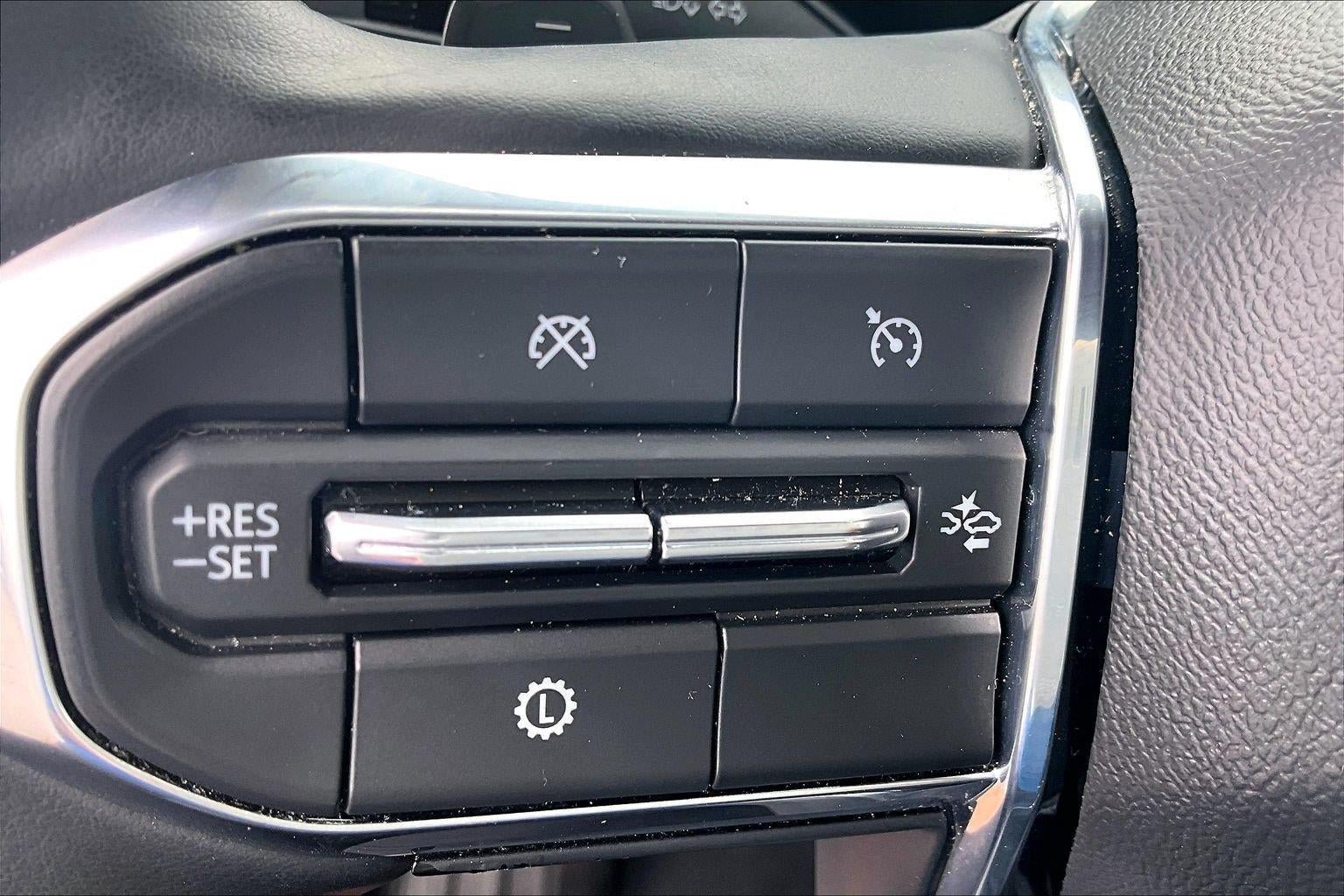 Used 2025 GMC Acadia Elevation FWD image 19