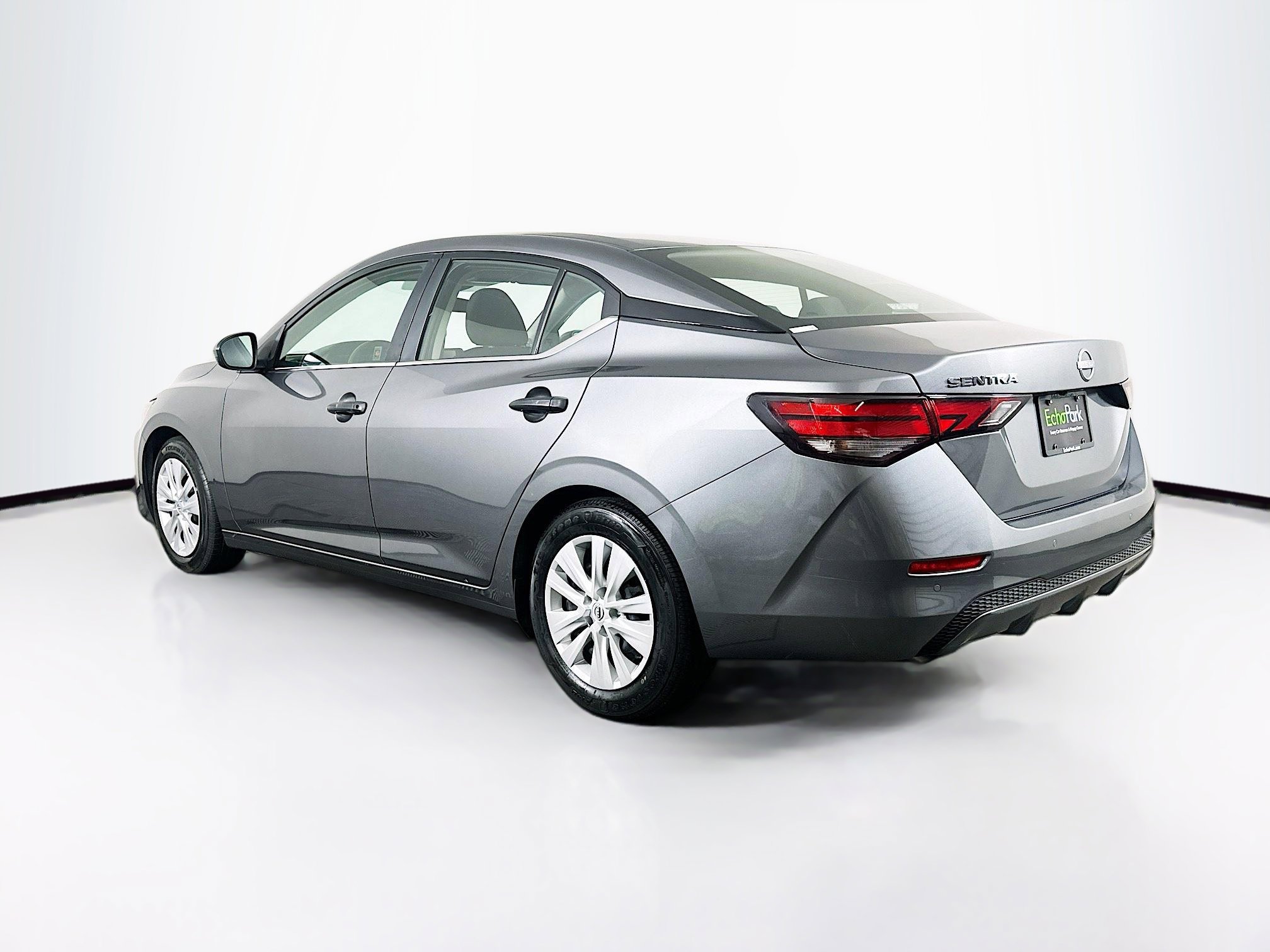 Used 2025 Nissan Sentra S image 5