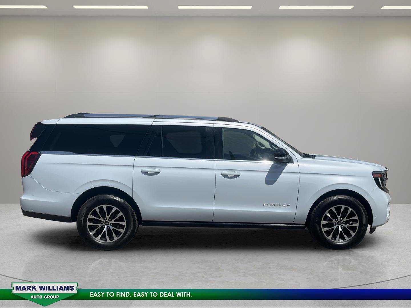Used 2025 Ford Expedition Max Platinum AWD/4WD image 2