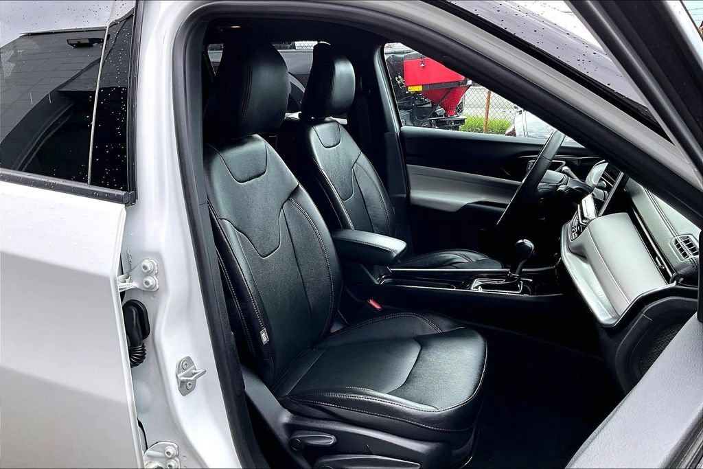 Used 2023 Jeep Compass Limited AWD/4WD image 7