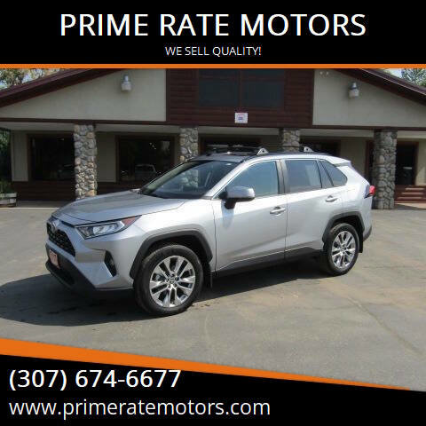 Used 2021 Toyota RAV4 XLE Premium image 1