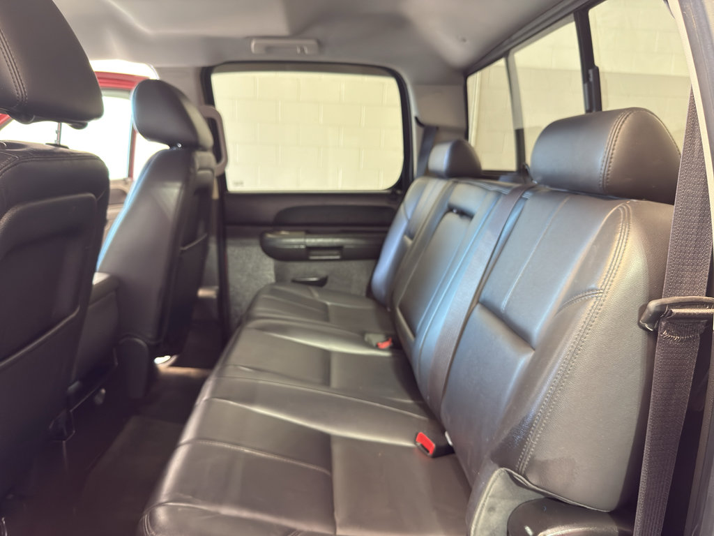 Used 2014 GMC Sierra 2500 SLE w/ SLE Preferred Package AWD/4WD image 27