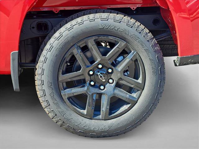 New 2026 Chevrolet Silverado 1500 Custom w/ Turbomax Blackout Package RWD image 10