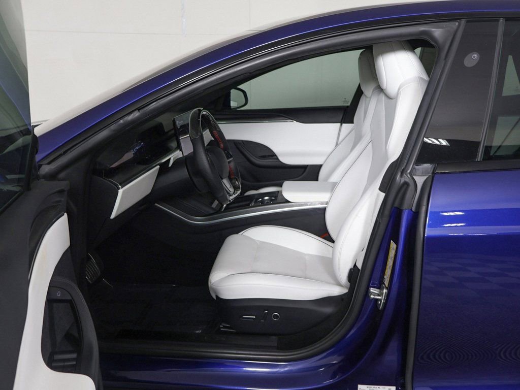 Used 2023 Tesla Model S Plaid image 30