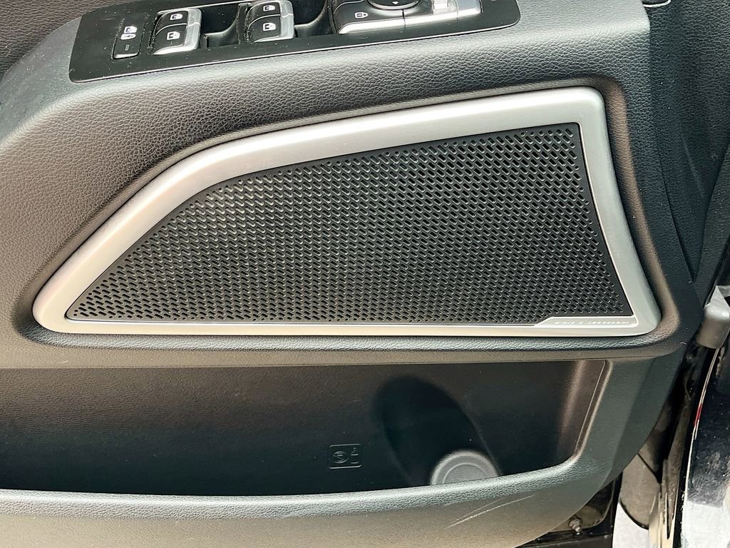 Used 2022 Kia Telluride EX image 19