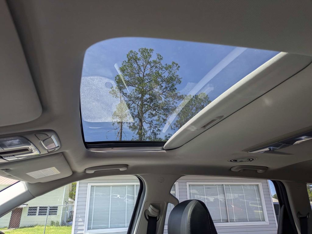 Used 2025 Kia Telluride S image 23