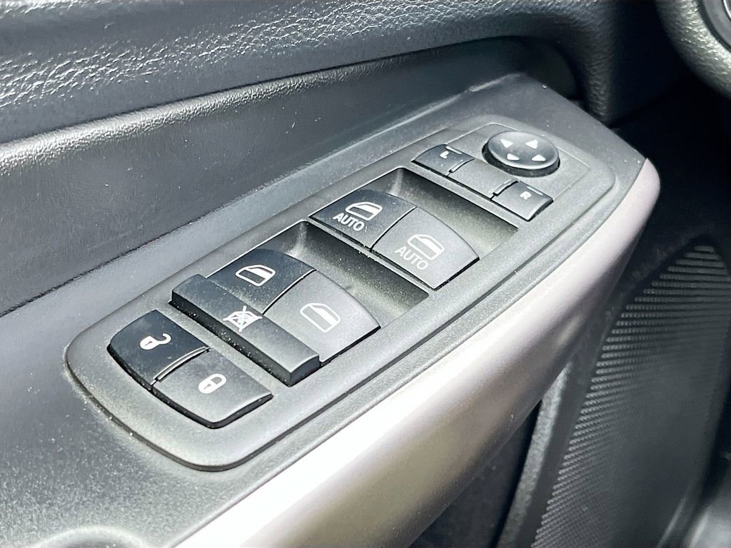 Used 2022 Jeep Cherokee Latitude Lux image 17