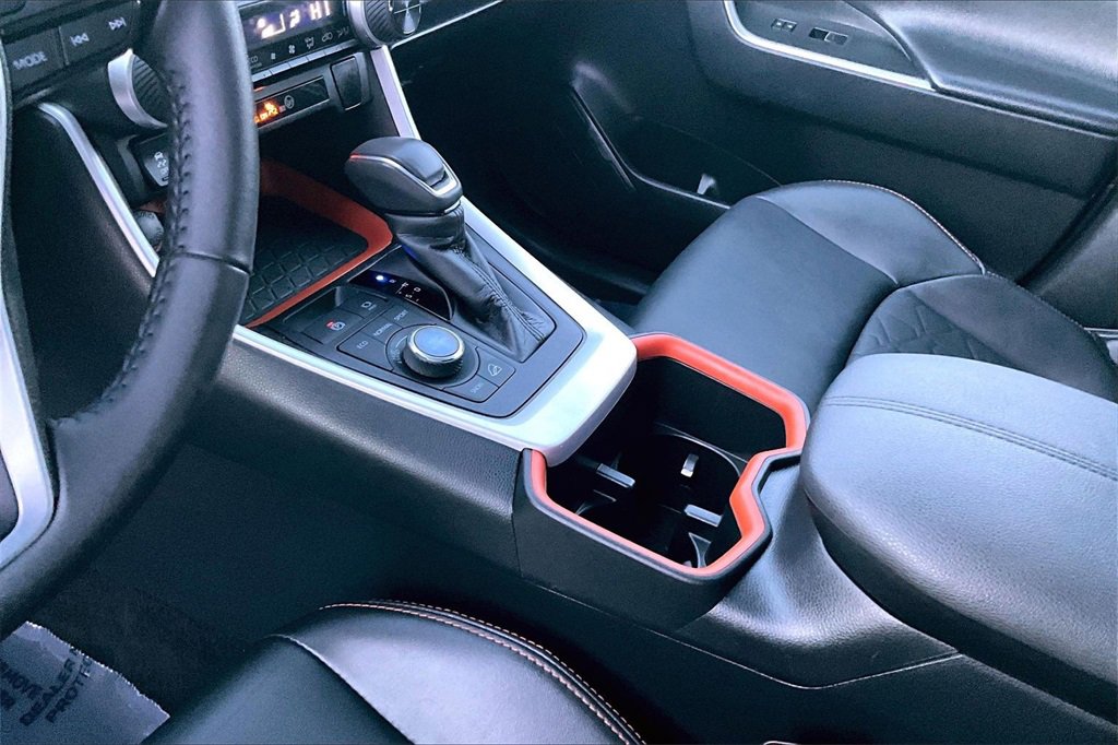 Used 2024 Toyota RAV4 Adventure image 15