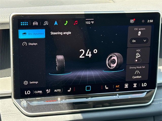 New 2025 Volkswagen Tiguan SE image 14