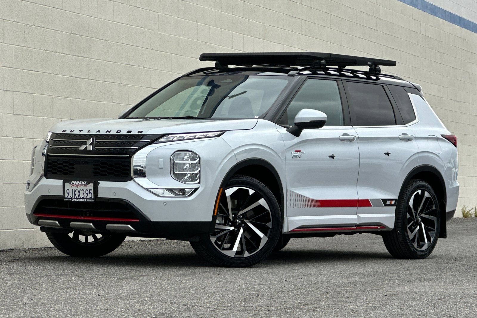 Used 2023 Mitsubishi Outlander Ralliart AWD/4WD image 8