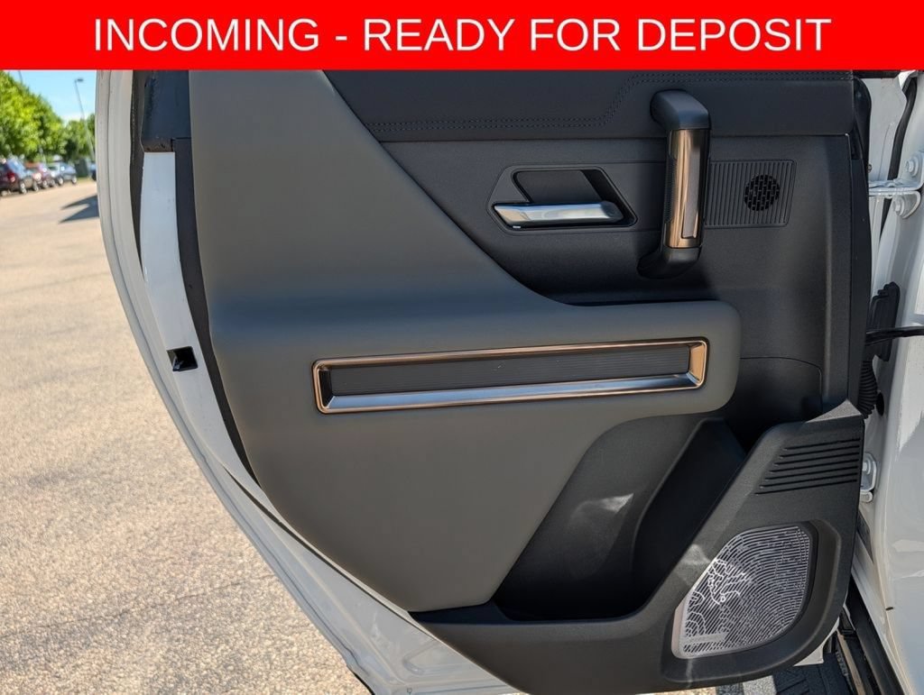Used 2024 GMC Hummer EV 3X AWD/4WD image 25