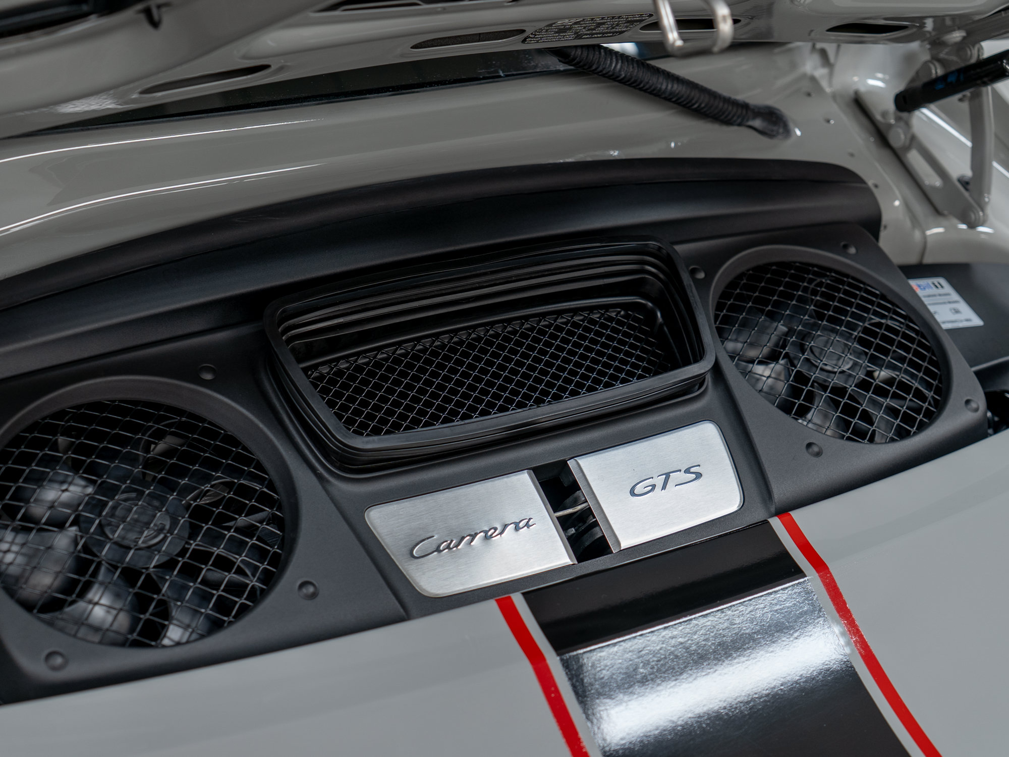 Certified 2016 Porsche 911 Carrera GTS RWD image 15