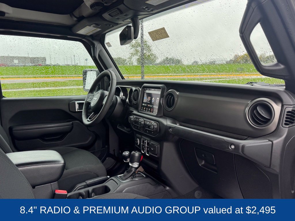 Used 2023 Jeep Gladiator Sport AWD/4WD image 27