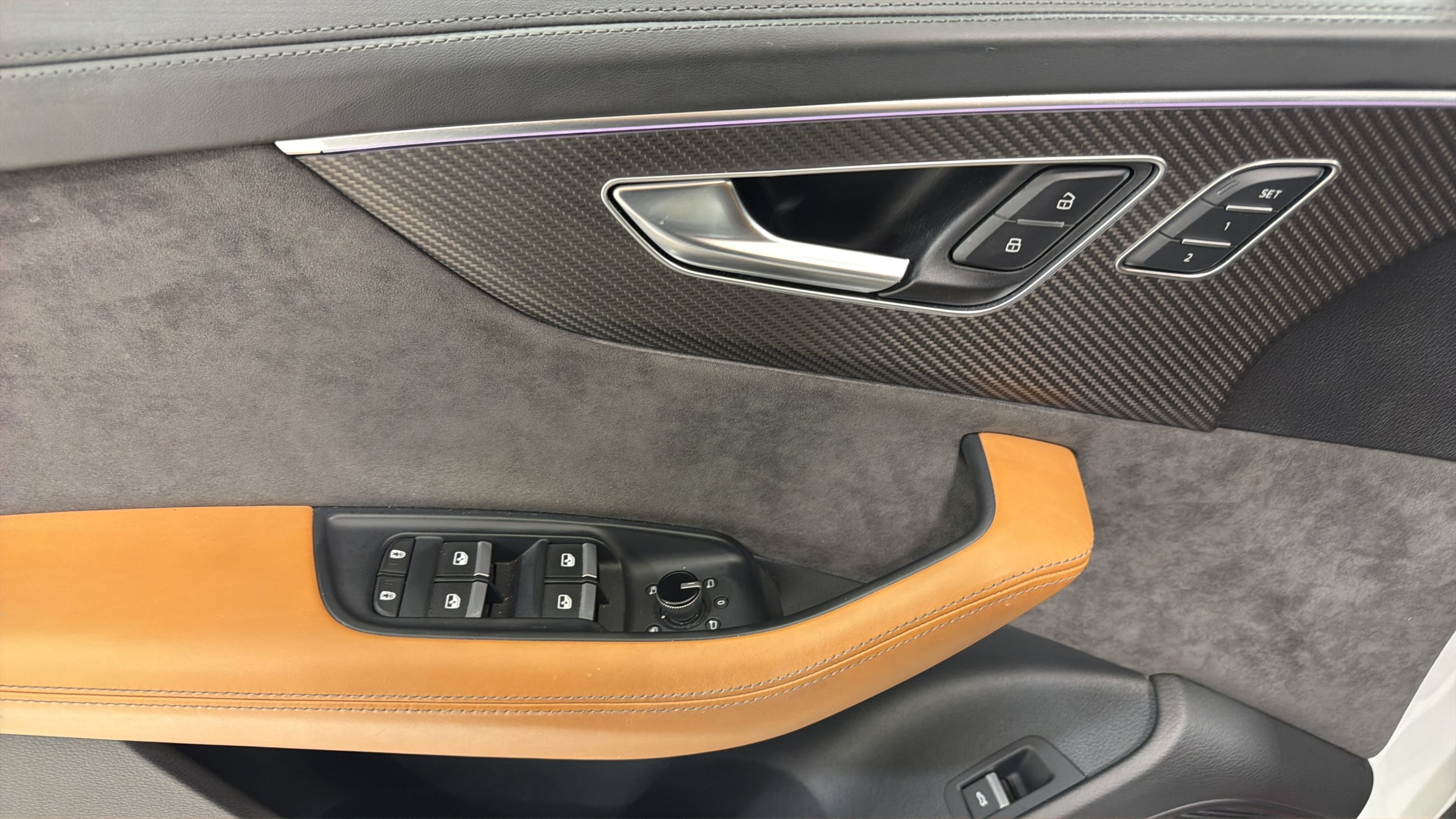 Used 2022 Audi RS Q8 AWD/4WD image 11
