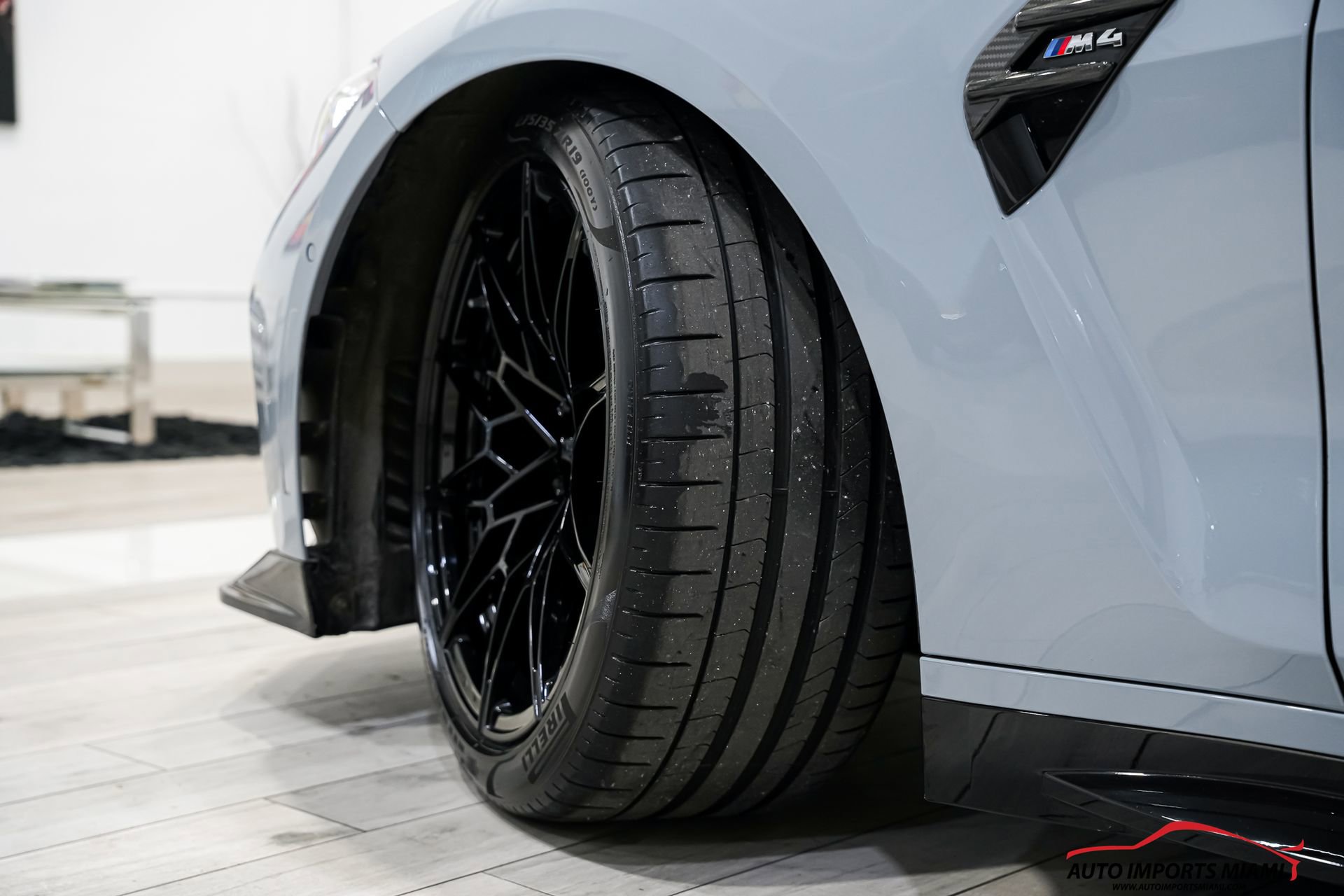 Used 2022 BMW M4 Coupe w/ M Carbon Exterior Package image 99