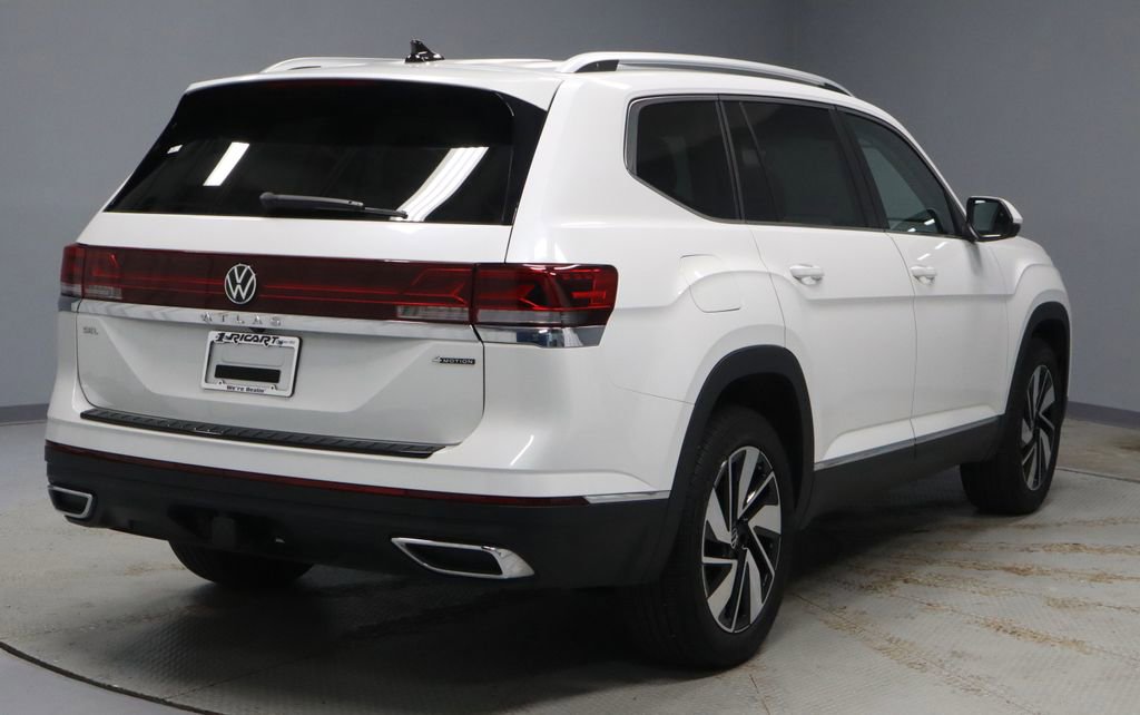 Used 2024 Volkswagen Atlas SEL AWD/4WD image 12