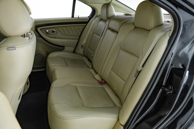 Used 2019 Ford Taurus Limited image 34