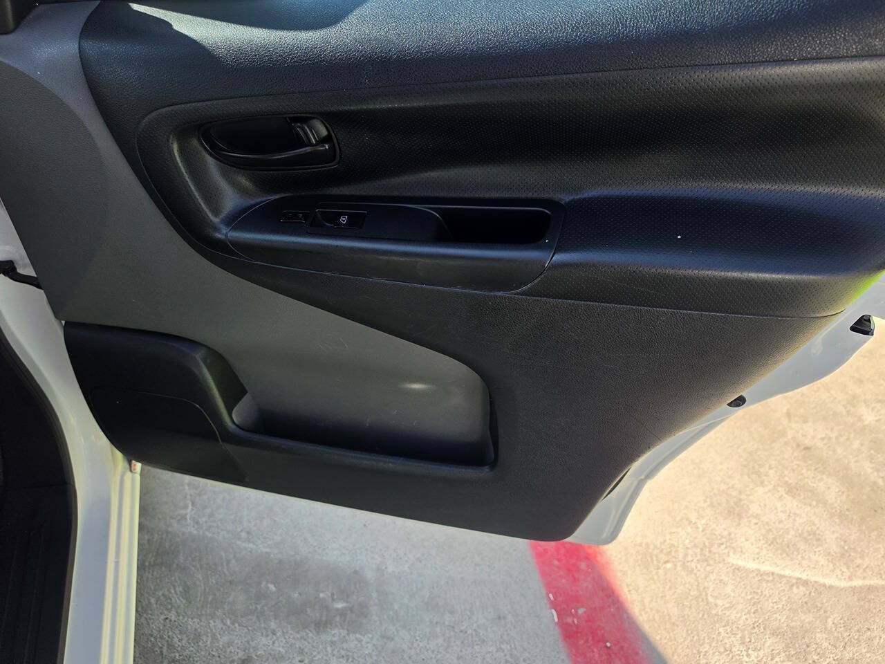 Used 2017 Nissan NV200 SV w/ Technology Package FWD image 27