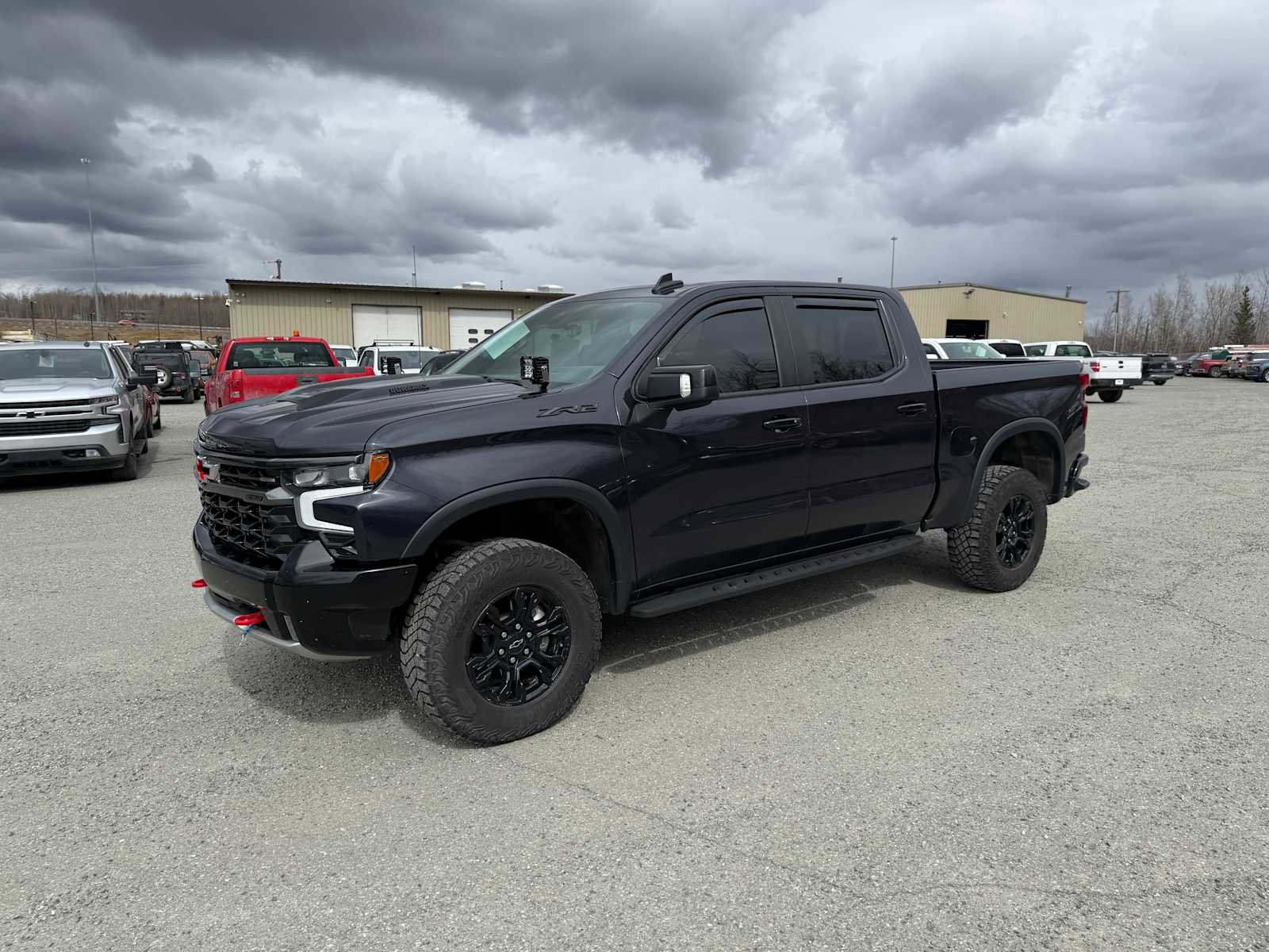Used 2024 Chevrolet Silverado 1500 ZR2 w/ Technology Package AWD/4WD image 3