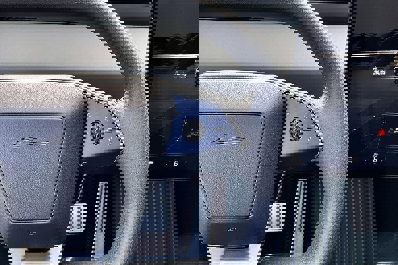 Used 2025 Tesla Cybertruck AWD Crew Cab image 23