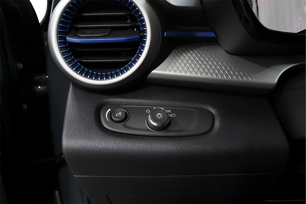 New 2026 Chevrolet Trax LS w/ LS Convenience Package image 16