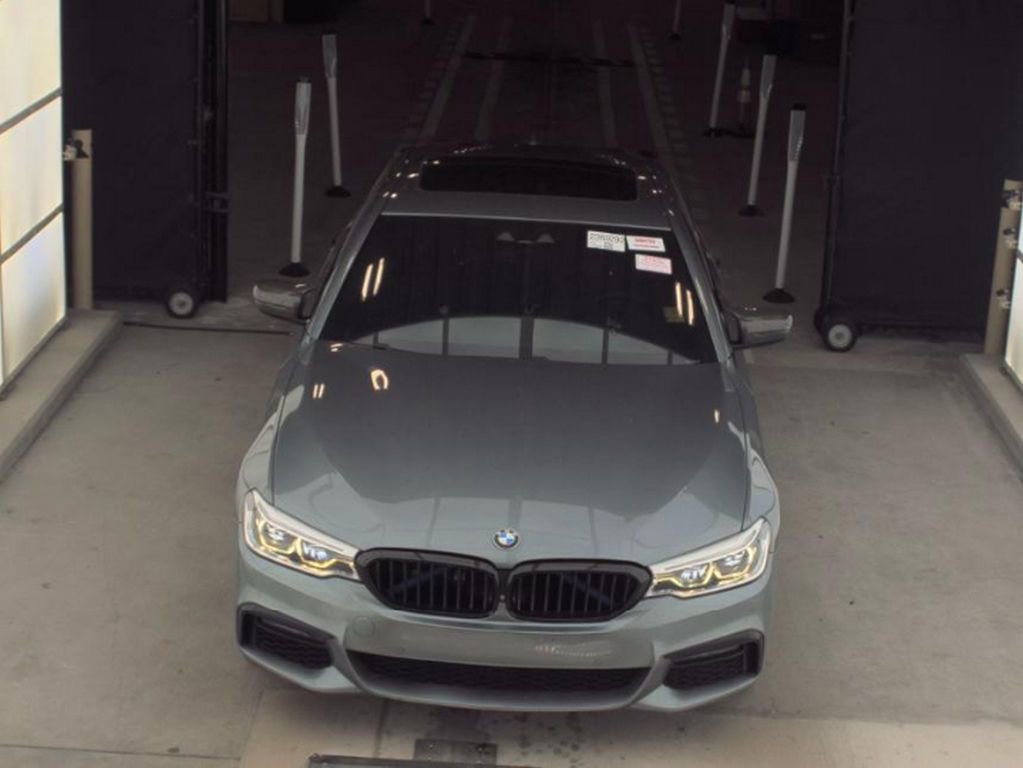 Used 2019 BMW 540i xDrive w/ M Sport Package AWD/4WD image 2