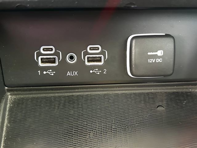 Used 2024 Jeep Grand Cherokee L Limited w/ Luxury Tech Group II image 34