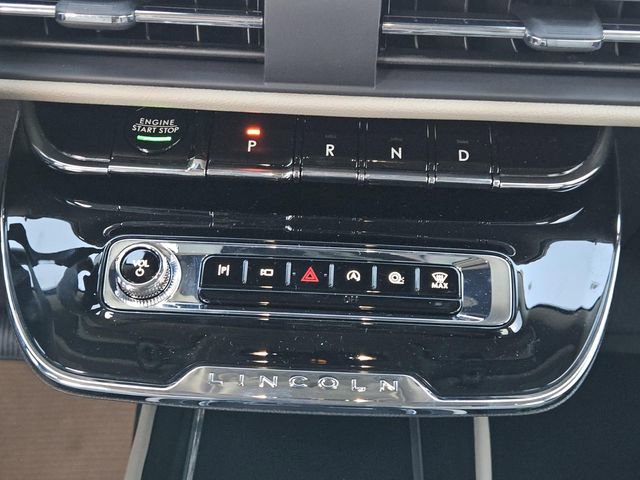 New 2026 Lincoln Corsair Premiere FWD image 12