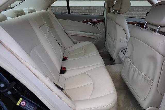 Used 2006 Mercedes-Benz E 350 4MATIC Sedan image 24