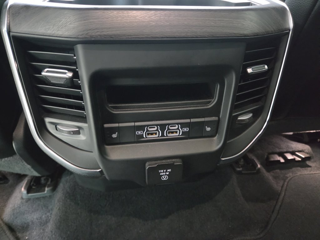 Used 2026 RAM 1500 Laramie AWD/4WD image 28