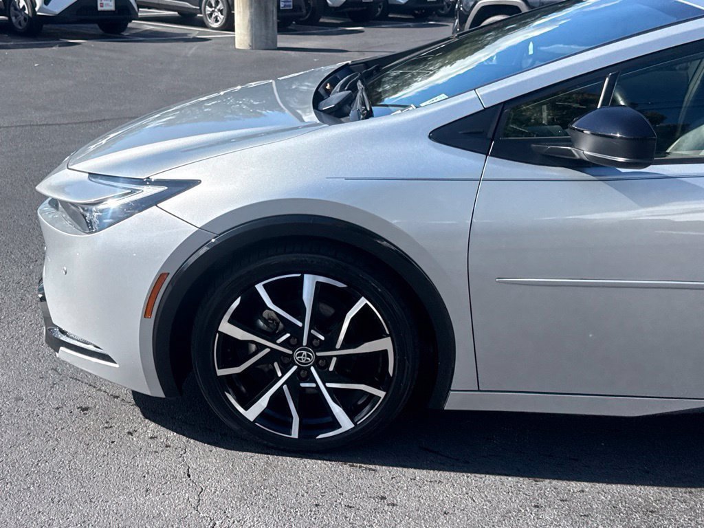 Certified 2023 Toyota Prius Prime FWD image 2