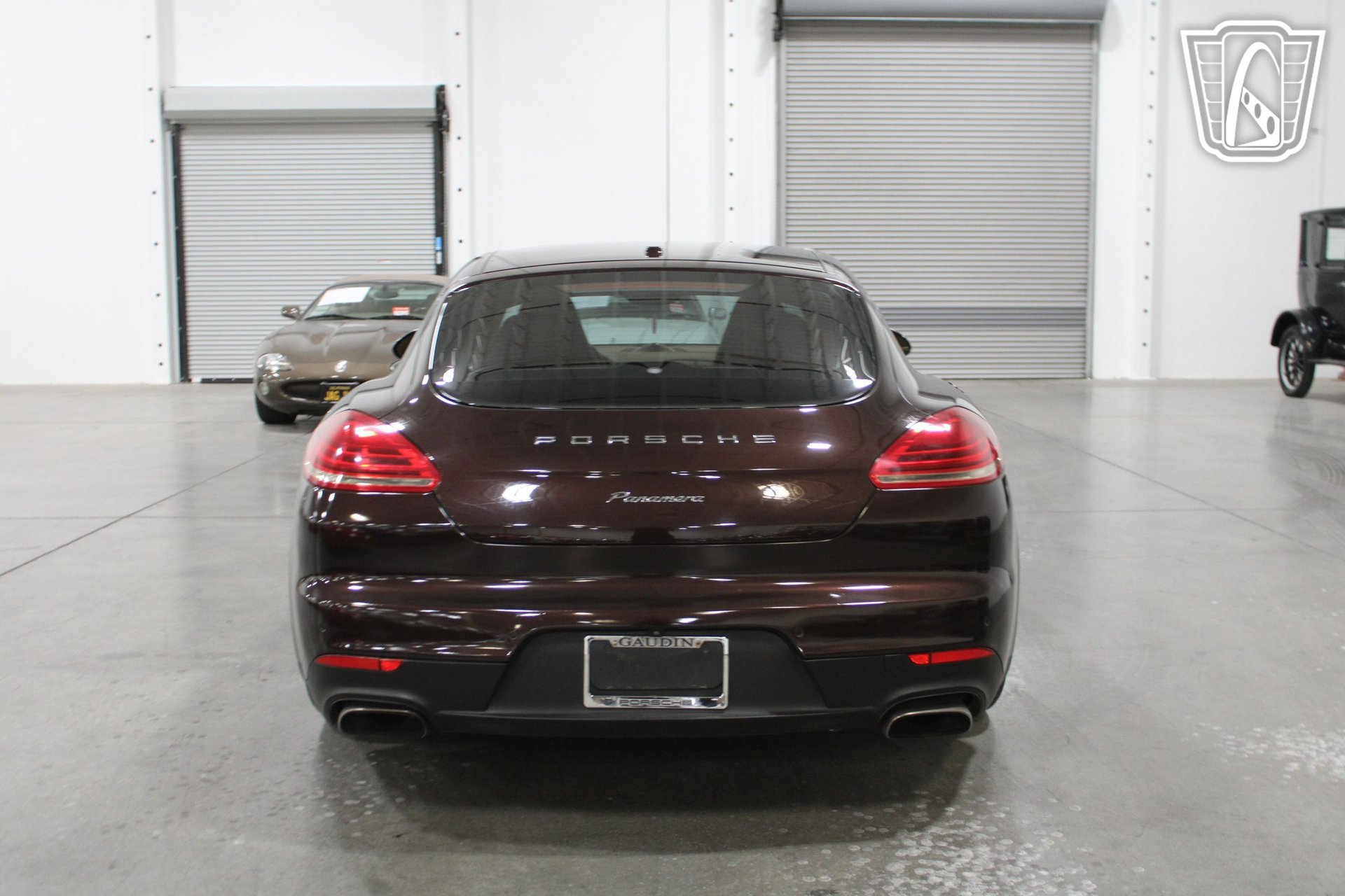 Used 2014 Porsche Panamera 4 image 17