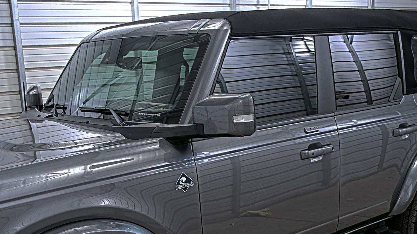 Used 2023 Ford Bronco Outer Banks image 8