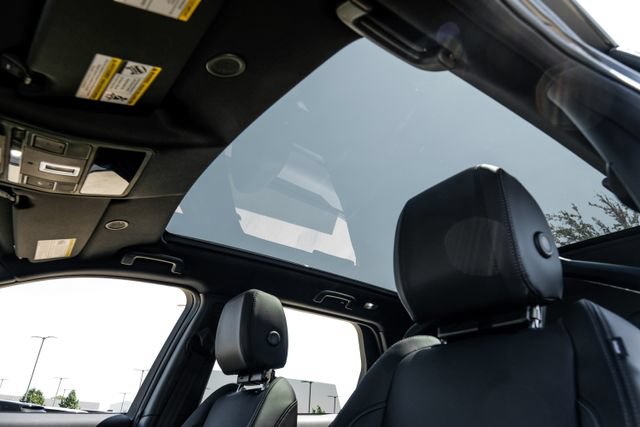 New 2026 Land Rover Discovery Sport Landmark AWD/4WD image 5