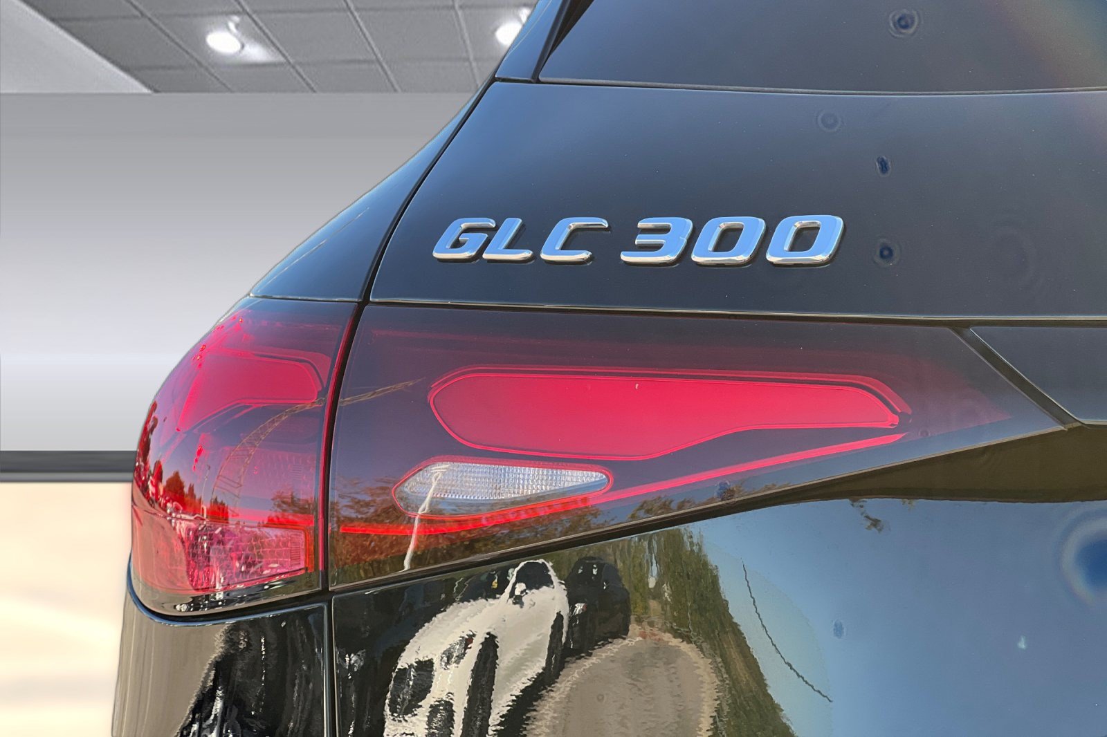 Certified 2024 Mercedes-Benz GLC 300 4MATIC image 29