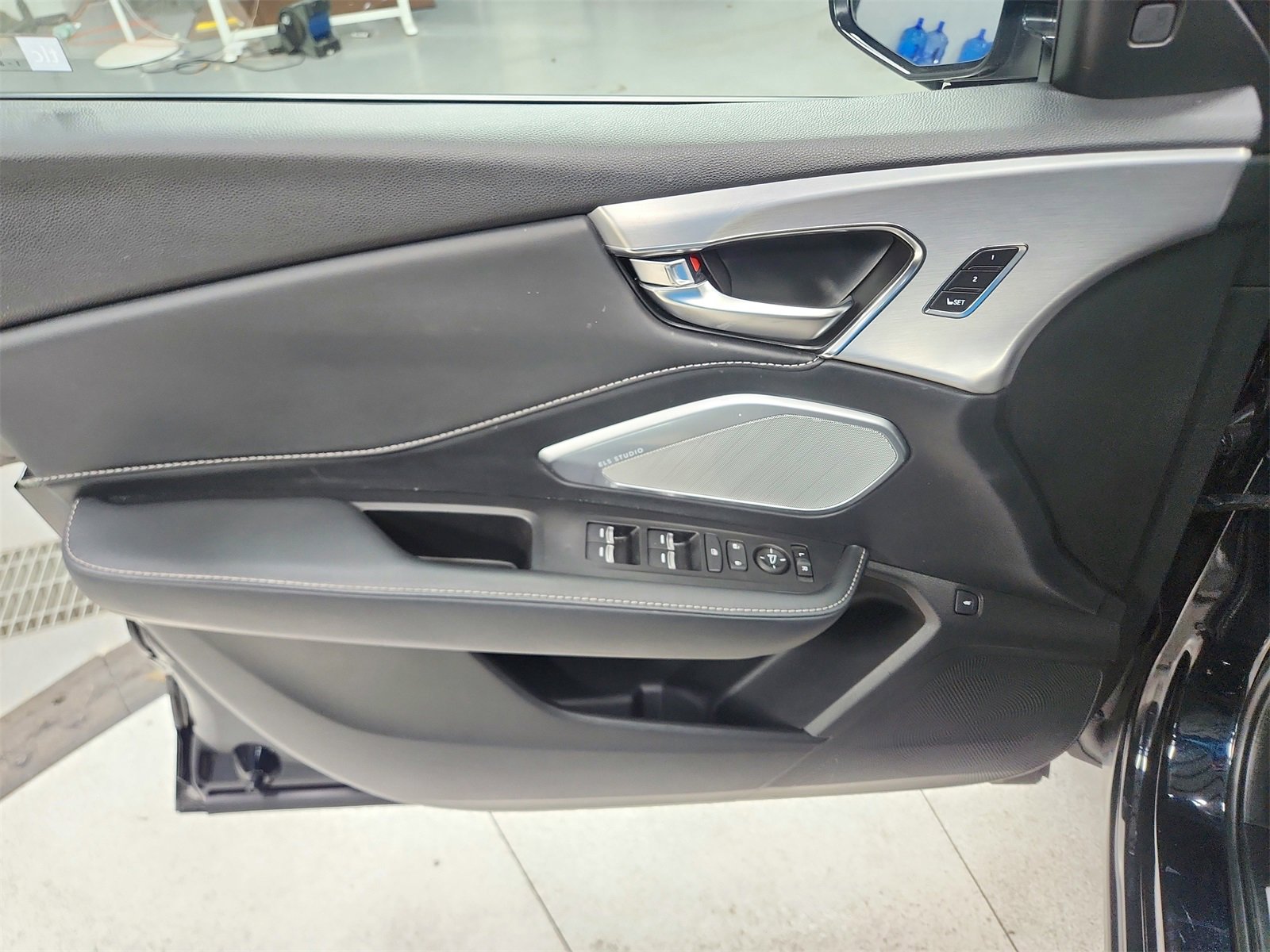 Used 2023 Acura RDX w/ Technology Package image 33