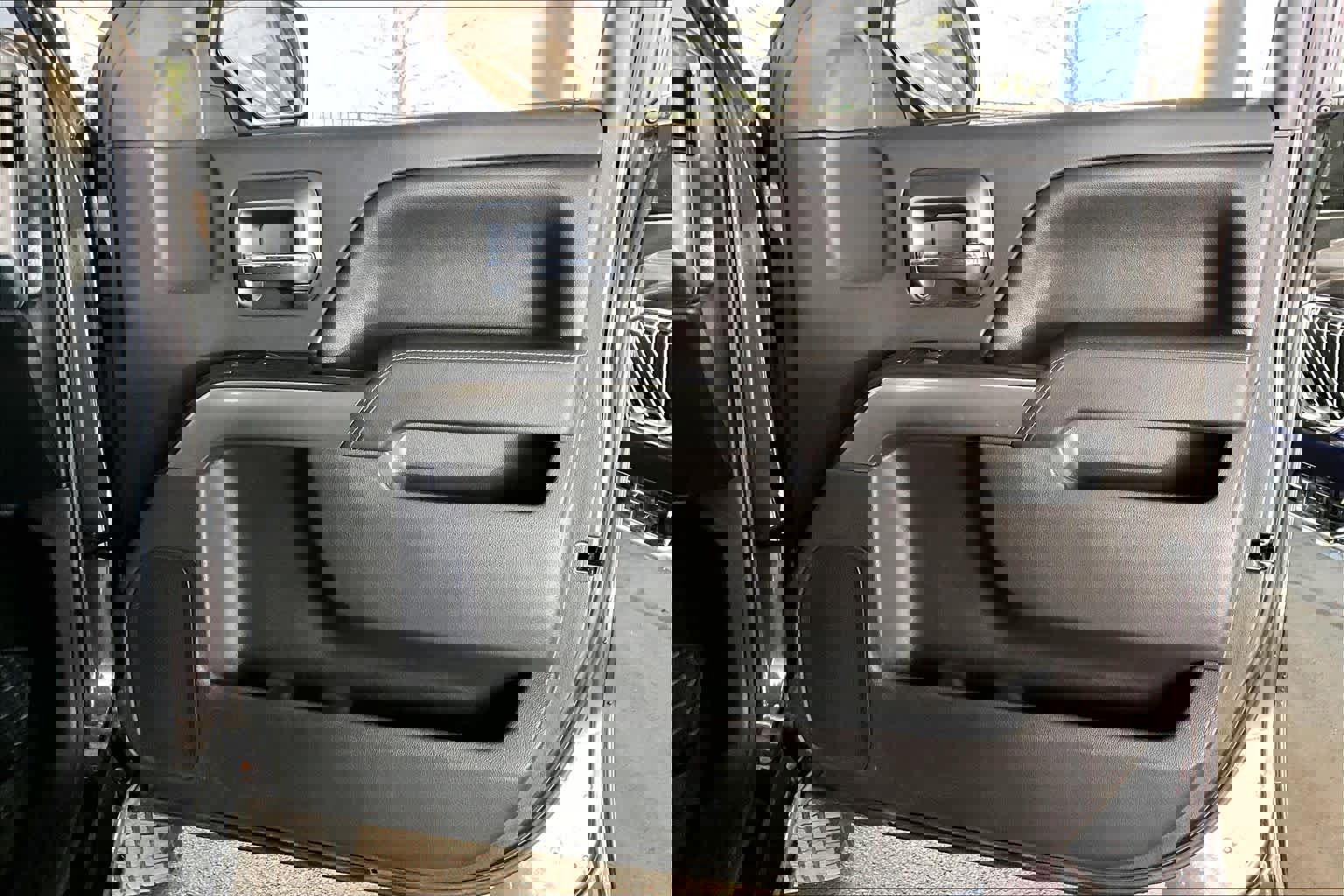 Used 2016 Chevrolet Silverado 1500 LT w/ Texas Edition image 22