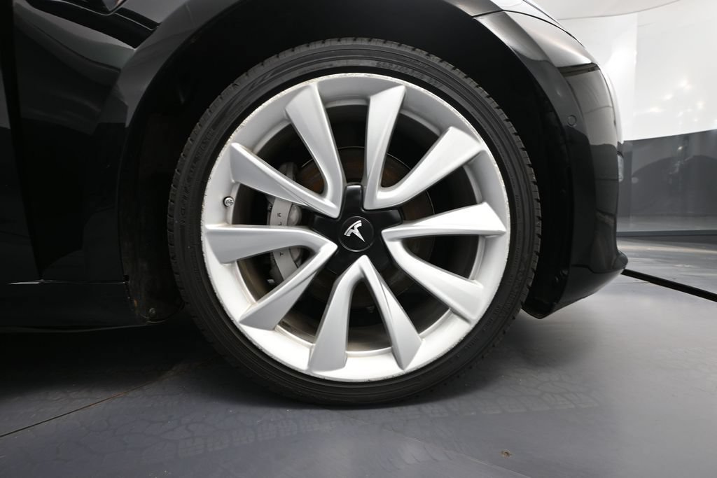 Used 2018 Tesla Model 3 Long Range AWD/4WD image 14