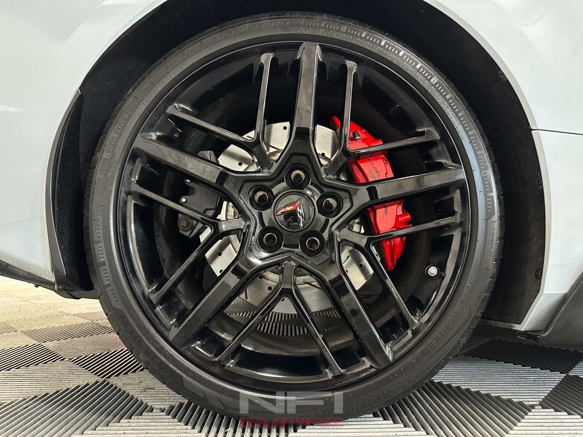 Used 2021 Chevrolet Corvette Stingray Premium Conv w/ Z51 Performance Package RWD image 18