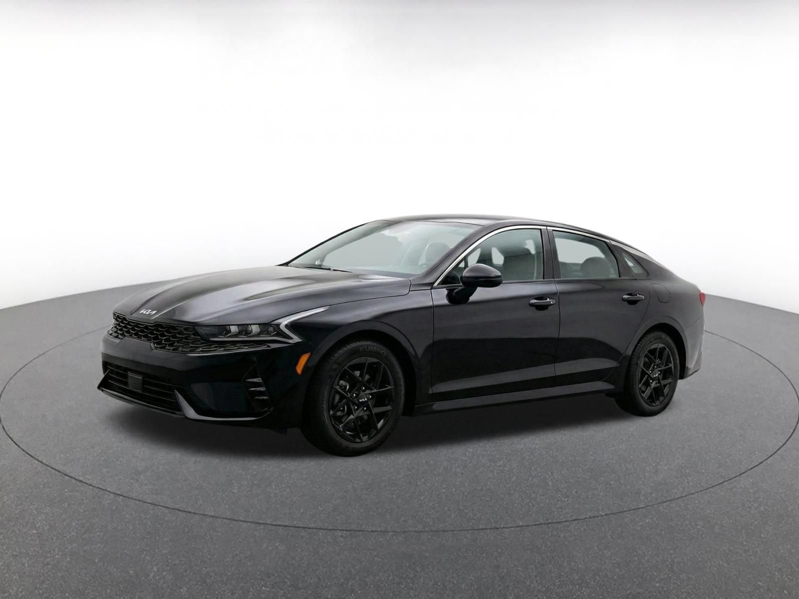 Used 2025 Kia K5 LXS FWD image 3