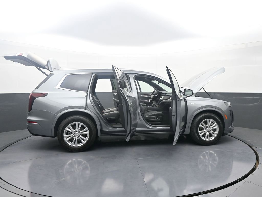 Used 2023 Cadillac XT6 Luxury FWD image 46