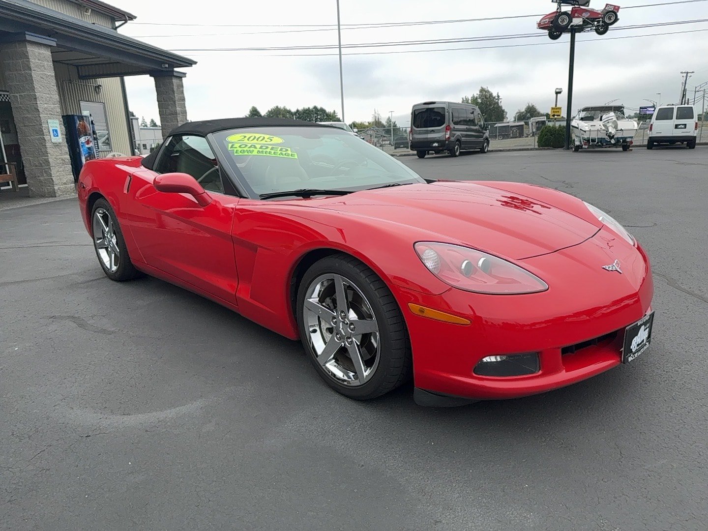 Used 2005 Chevrolet Corvette Convertible w/ Preferred Equipment Group RWD image 3