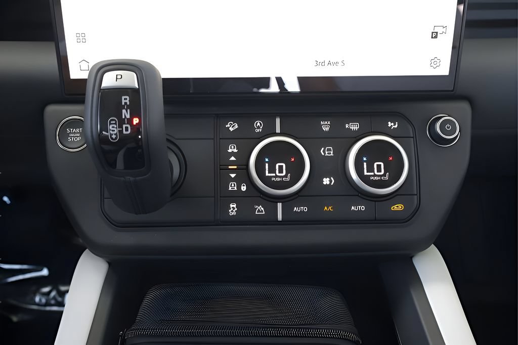 New 2026 Land Rover Defender 110 S AWD/4WD image 26