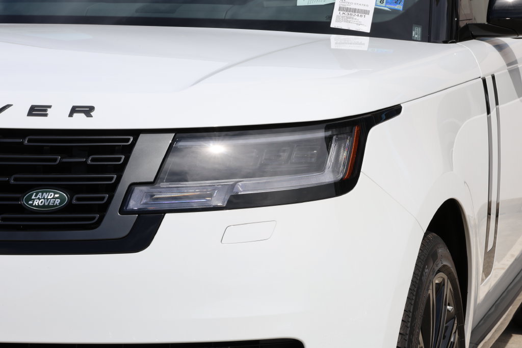 New 2026 Land Rover Range Rover Long Wheelbase SE AWD/4WD image 5