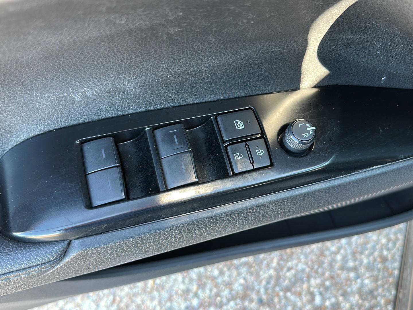 Used 2025 Toyota Camry XSE FWD image 22