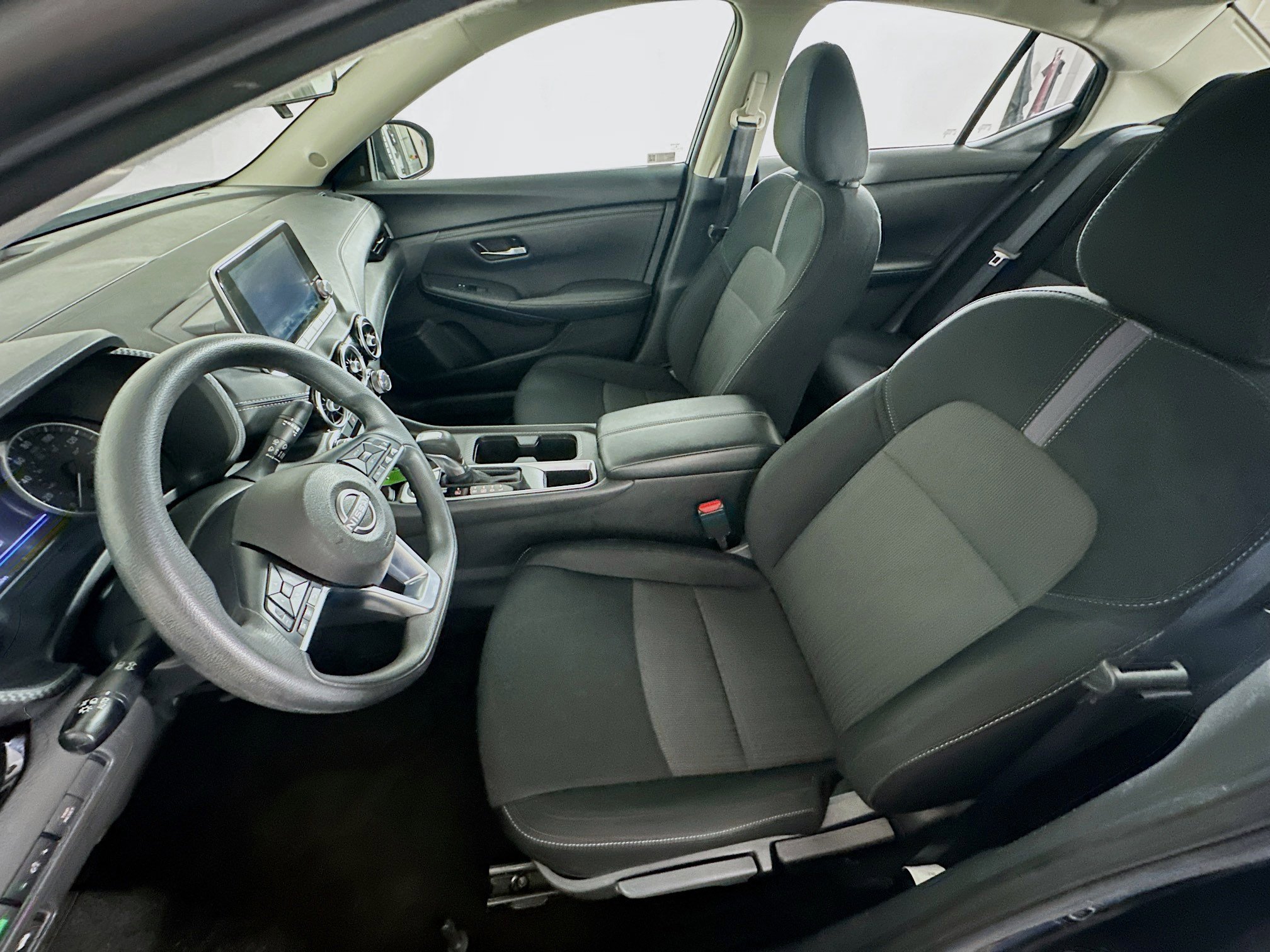 Used 2024 Nissan Sentra SV image 13